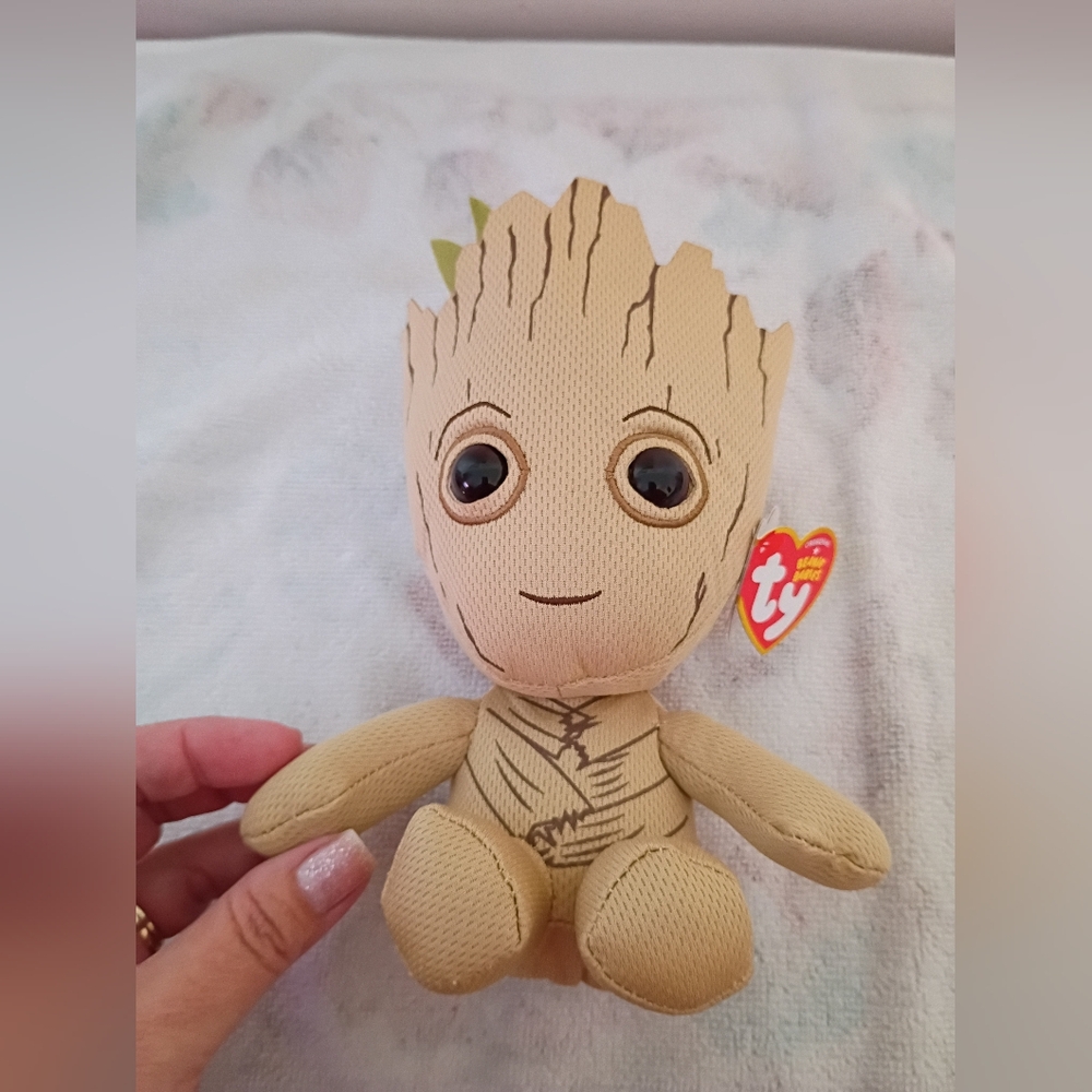 Ty Groot Tan Plush Beanie Baby Still Has Ty Tag On It. - Picture 3 of 6